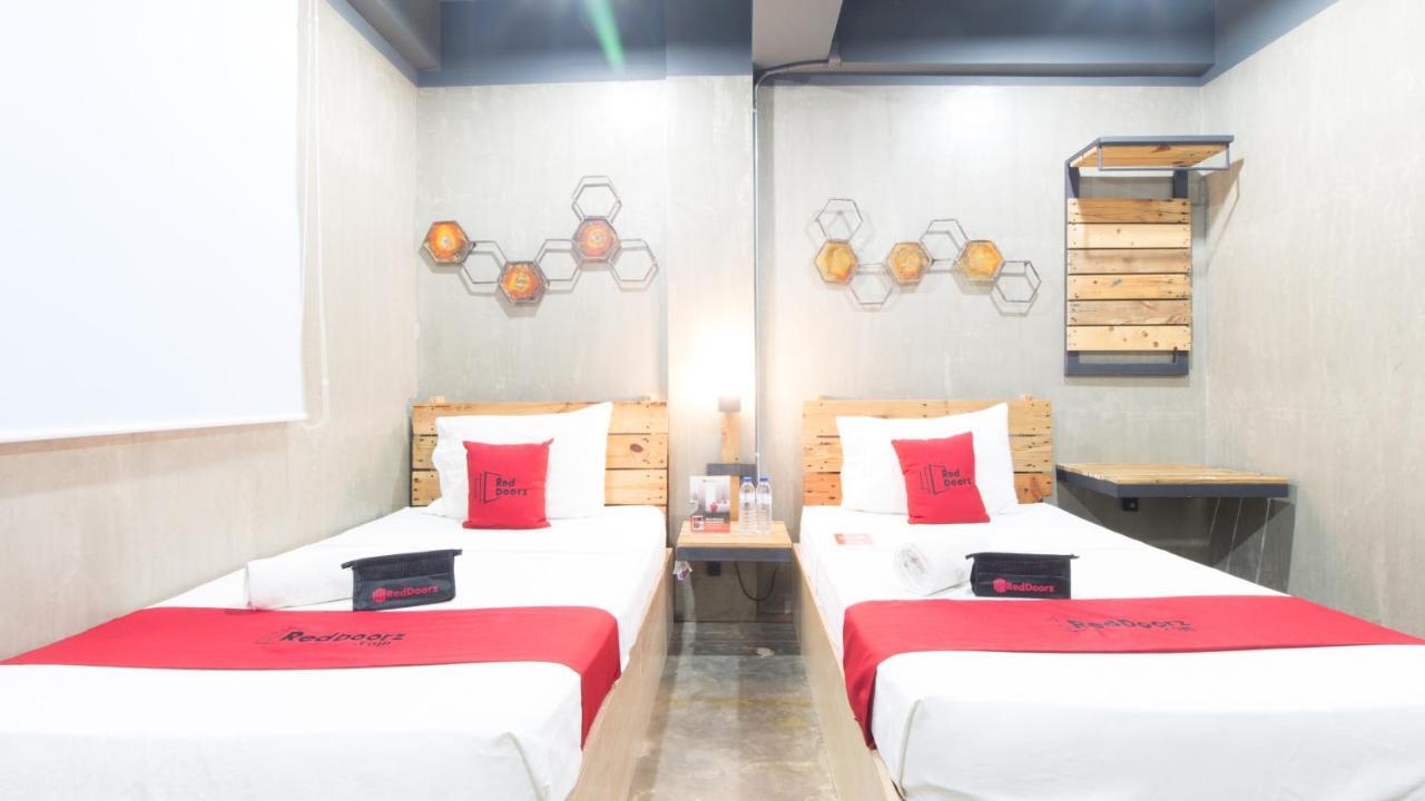 Reddoorz Plus @ Taft North Mandurriao Iloilo City Εξωτερικό φωτογραφία