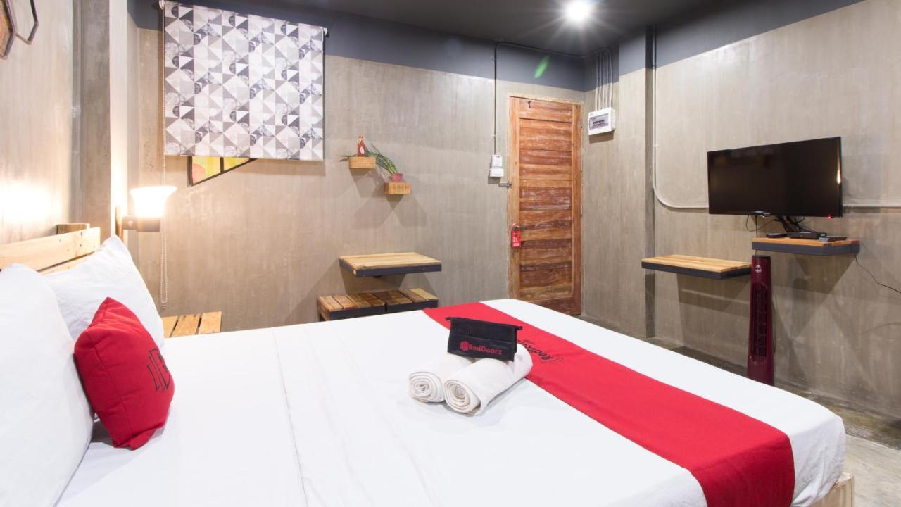 Reddoorz Plus @ Taft North Mandurriao Iloilo City Εξωτερικό φωτογραφία