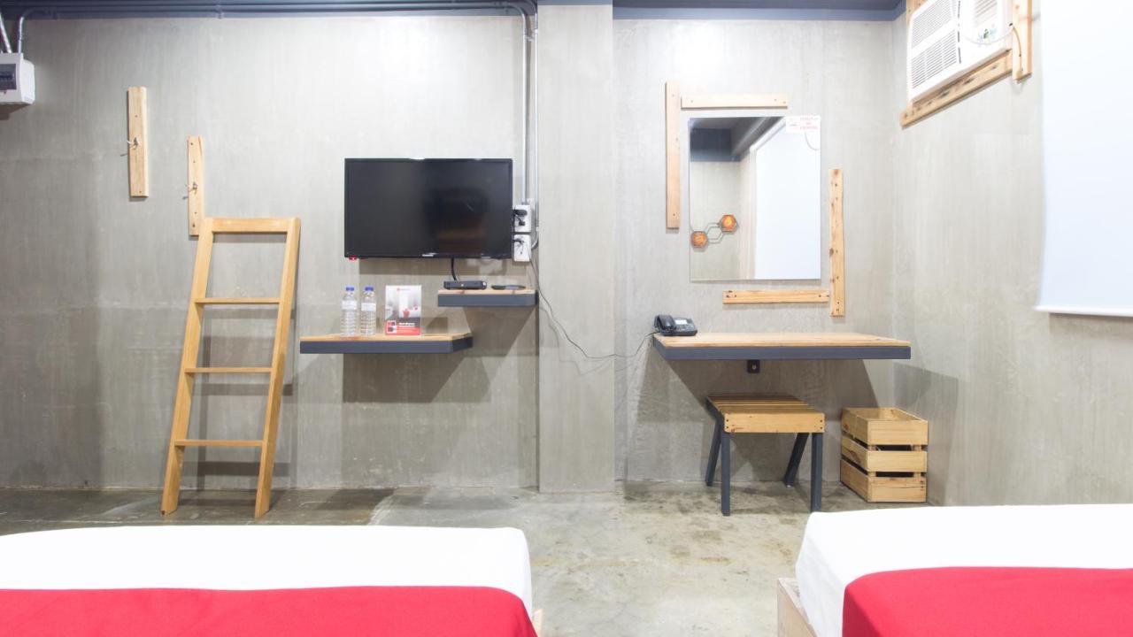 Reddoorz Plus @ Taft North Mandurriao Iloilo City Εξωτερικό φωτογραφία